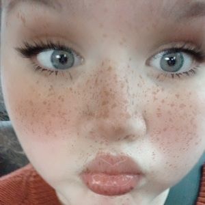 Meet your Posher, Annaleah